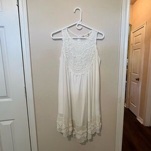 Altar’d State White Wedding / Rehearsal Dinner Dress Size Small EUC